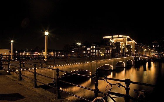 荷兰旅游景点：阿姆斯特丹马海丽吊桥,欧洲,欧洲网