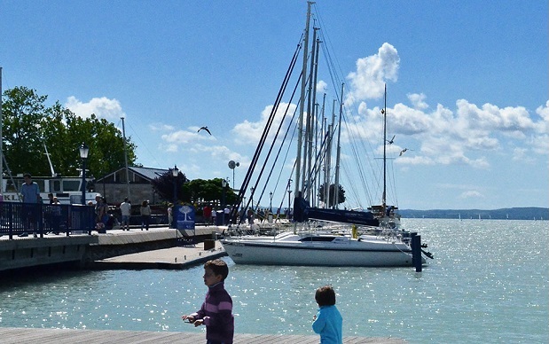 匈牙利旅游:欧洲第三大湖巴拉顿湖Balaton,欧洲