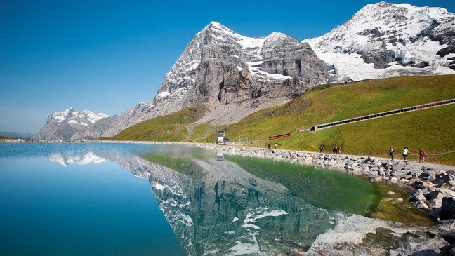瑞士旅游:小谢德格坐火车到瑞士少女峰-欧洲海拔最高的火车站,欧洲,欧洲网