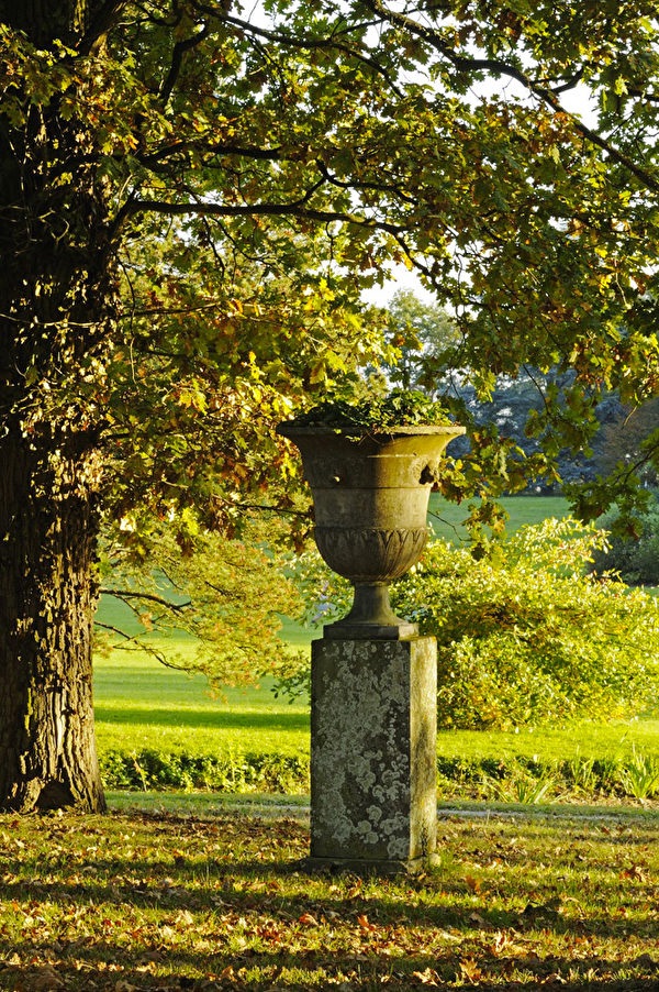 法国埃松省库森城堡Le château de Courson的春夏秋冬四季花园,欧洲