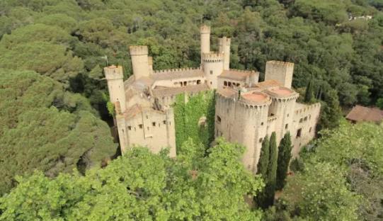 西班牙圣弗洛伦逖娜城堡-权利游戏塔利家族领地城堡和蓝色大海取景地,欧洲,欧洲网