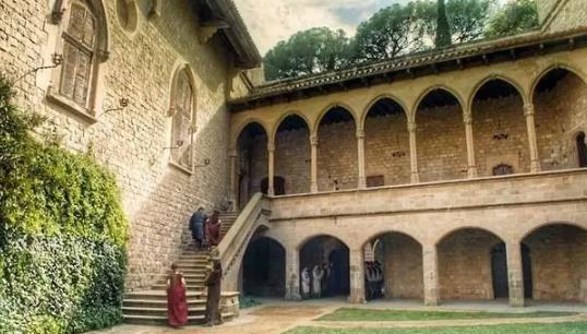 西班牙圣弗洛伦逖娜城堡-权利游戏塔利家族领地城堡和蓝色大海取景地,欧洲,欧洲网