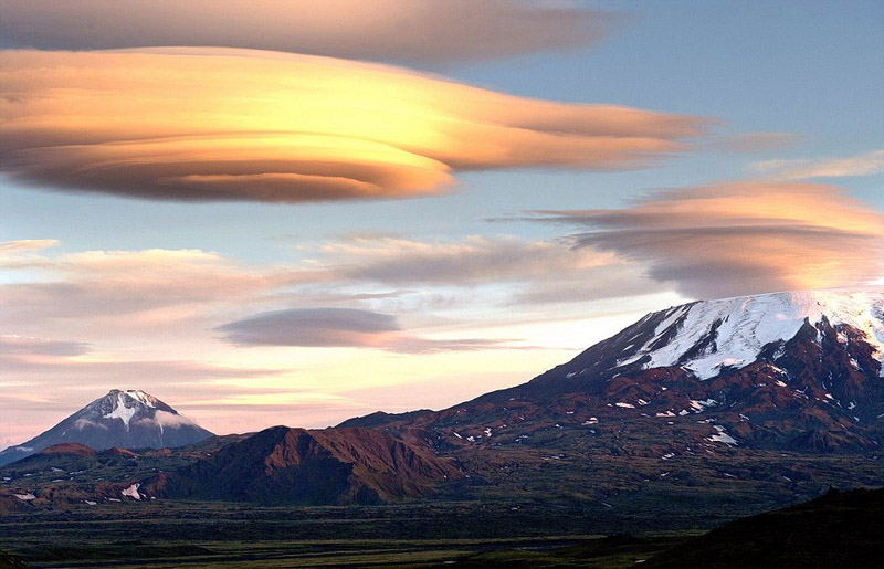 英国《每日邮报》发布一组世界各地神奇碟状云,欧洲,欧洲网