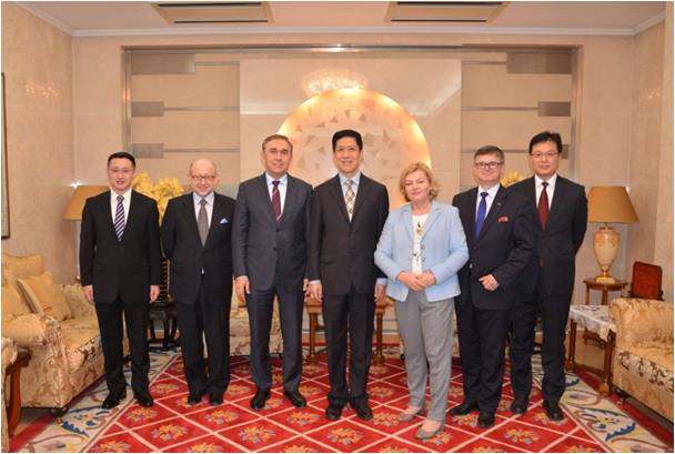 驻波兰大使徐坚会见波兰参议院副议长兼中国议员小组主席柴莱,欧洲,欧洲网