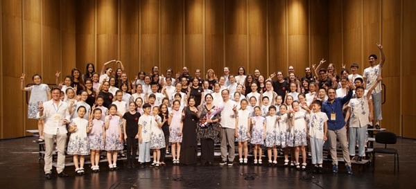 罗马尼亚布加勒斯特国家歌剧院童声合唱团在无锡大剧院歌剧厅办音乐会,欧洲,欧洲网